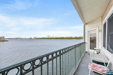 108 The Promenade Edgewater NJ 07020