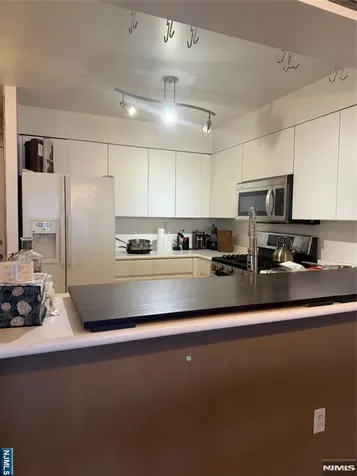 402 Williams Court Edgewater NJ 07020