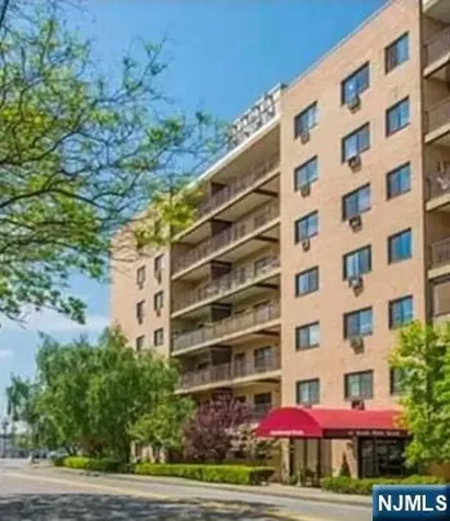 44 Main Street Lodi NJ 07644