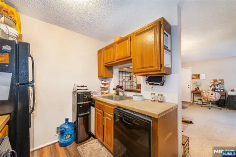 1206 Sycamore Lane Mahwah NJ 07430