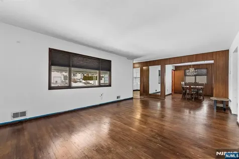 316-318 Maitland Avenue Paterson NJ 07502