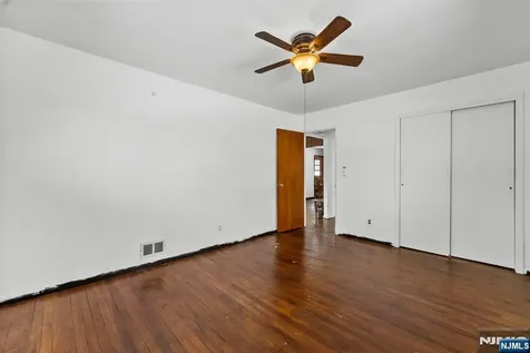 316-318 Maitland Avenue Paterson NJ 07502