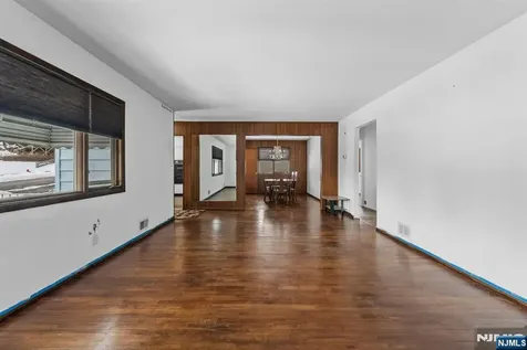 316-318 Maitland Avenue Paterson NJ 07502