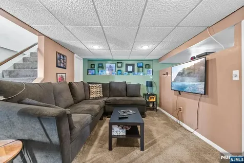 316-318 Maitland Avenue Paterson NJ 07502