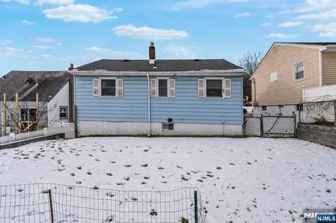 316-318 Maitland Avenue Paterson NJ 07502