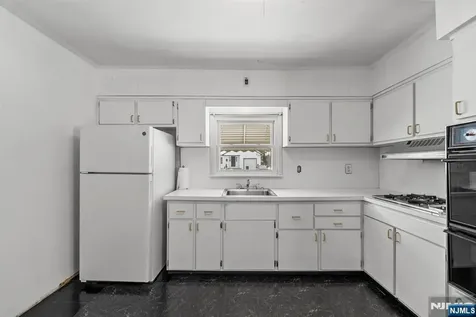 316-318 Maitland Avenue Paterson NJ 07502