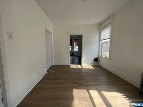 329 Centre Avenue Secaucus NJ 07094