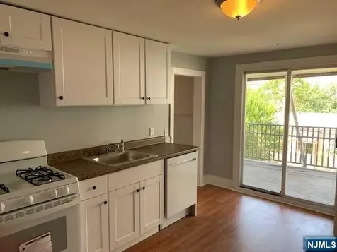214 William Street Harrison NJ 07029