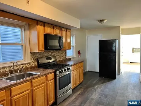316 William Street Harrison NJ 07029