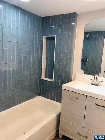 361 Slocum Way Fort Lee NJ 07024