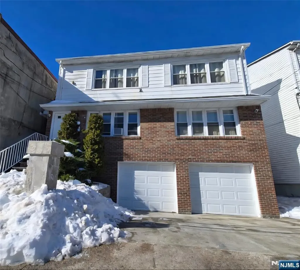 731 Liberty Avenue North Bergen NJ 07047