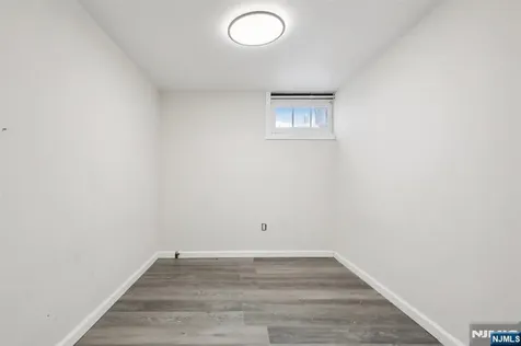 89 Anderson Avenue Wallington NJ 07057