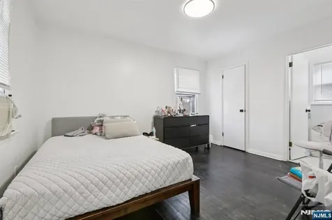 89 Anderson Avenue Wallington NJ 07057
