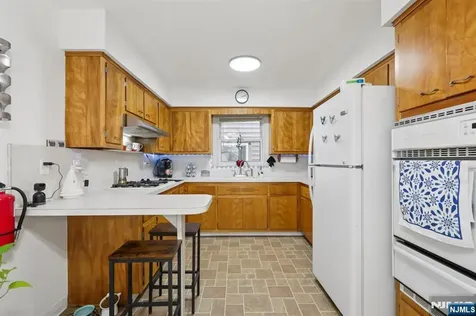 89 Anderson Avenue Wallington NJ 07057