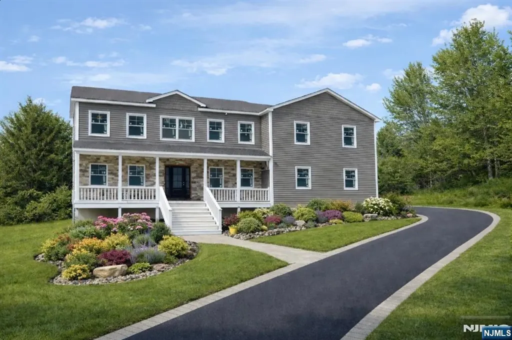 14 Sterling Drive Sussex NJ 07461