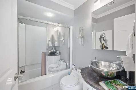 1511 John Street Fort Lee NJ 07024