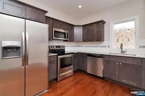 169 Passaic Street Hackensack NJ 07601
