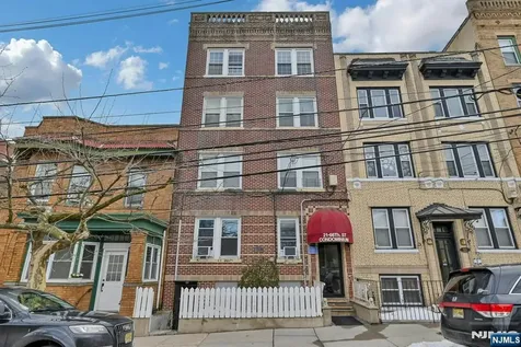 21 66th Street West New York NJ 07093