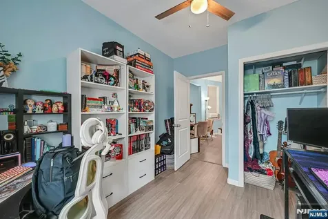 21 66th Street West New York NJ 07093