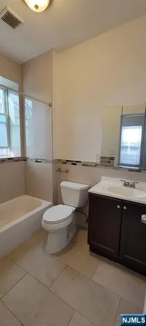 110 Peabody Place Newark NJ 07104