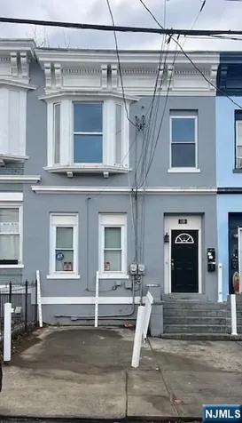 110 Peabody Place Newark NJ 07104