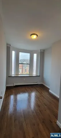 110 Peabody Place Newark NJ 07104