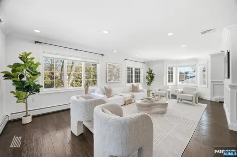 39 Drury Lane Demarest NJ 07627
