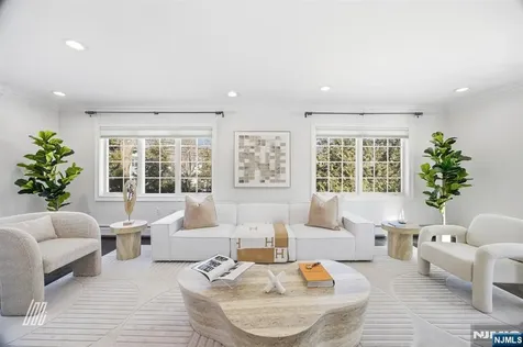 39 Drury Lane Demarest NJ 07627