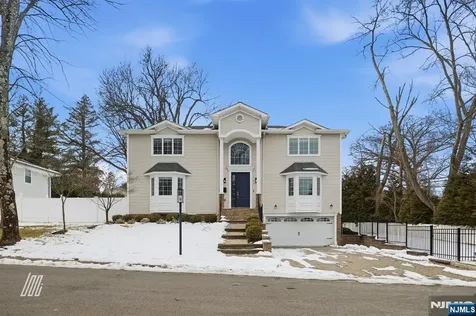 39 Drury Lane Demarest NJ 07627