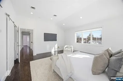 39 Drury Lane Demarest NJ 07627
