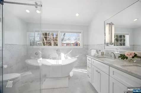 39 Drury Lane Demarest NJ 07627