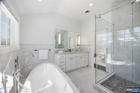 39 Drury Lane Demarest NJ 07627