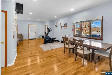 20 Center Street Butler Borough NJ 07405
