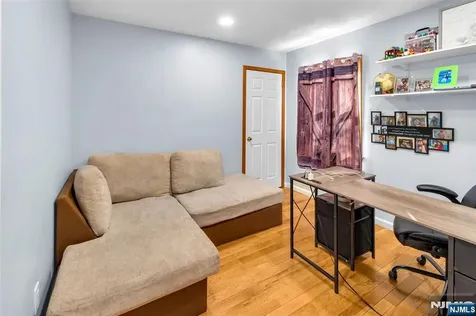 20 Center Street Butler Borough NJ 07405