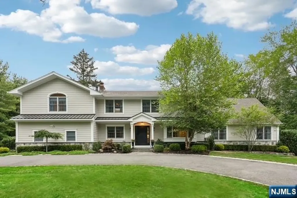 1015 High Mountain Road Franklin Lakes NJ 07417