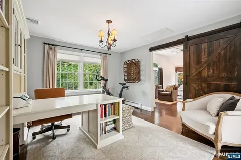 1015 High Mountain Road Franklin Lakes NJ 07417