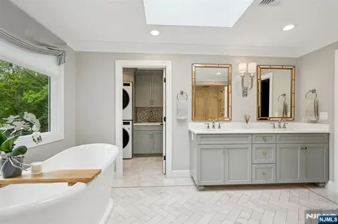 1015 High Mountain Road Franklin Lakes NJ 07417