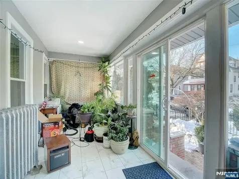 24 White Terrace Newark NJ 07108