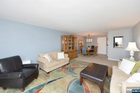 265 Main Street Ridgefield Park NJ 07660