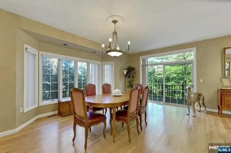 153 Ashley Place Park Ridge NJ 07656