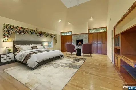 153 Ashley Place Park Ridge NJ 07656