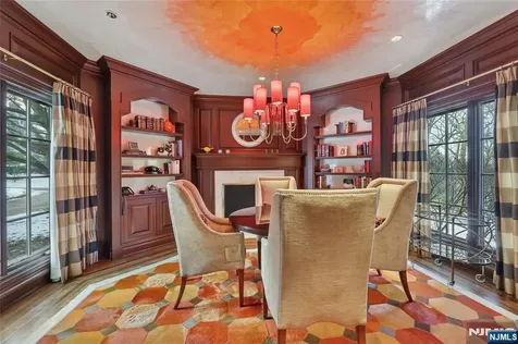66 Hoover Drive Cresskill NJ 07626