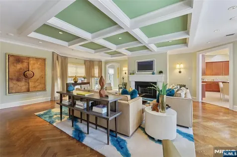 66 Hoover Drive Cresskill NJ 07626