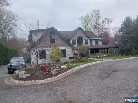 285 Chestnut Ridge Road Woodcliff Lake NJ 07677