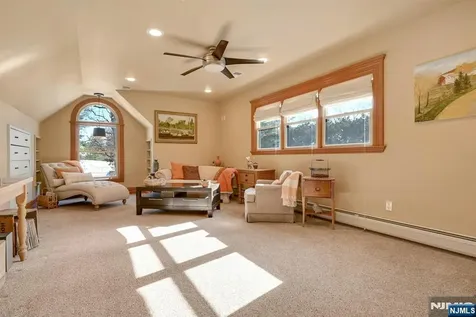 285 Chestnut Ridge Road Woodcliff Lake NJ 07677
