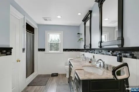 285 Chestnut Ridge Road Woodcliff Lake NJ 07677