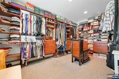 285 Chestnut Ridge Road Woodcliff Lake NJ 07677