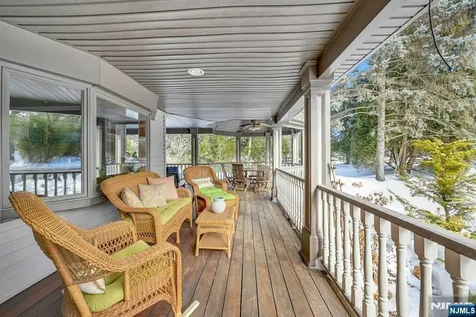 285 Chestnut Ridge Road Woodcliff Lake NJ 07677