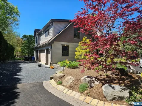 285 Chestnut Ridge Road Woodcliff Lake NJ 07677