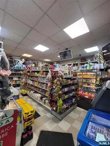 365 10th Avenue Paterson NJ 07514